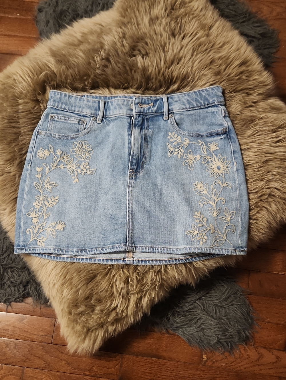 American Eagle Embroidered Light Blue Denim Mini Skirt